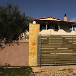 Hillside House * Porto Heli