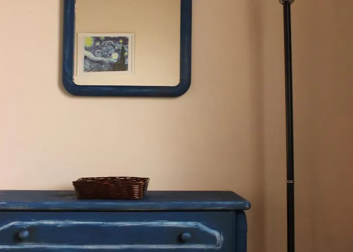 Hillside House דירה