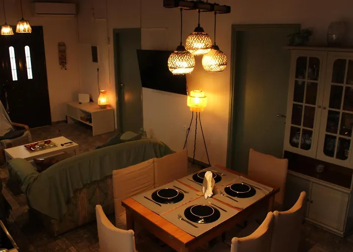 דירה Hillside House